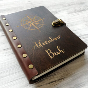 Блокнот для подорожей “Adventure book” у дерев’яній обкладинці, корпоративний подарунок