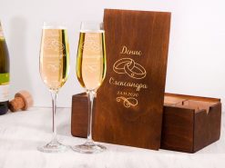 Бокалы для шампанского на свадьбу с бесплатной гравировкой