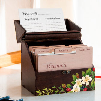 Коробка з дерева для кухні з гравіюванням Рецепти бабусі